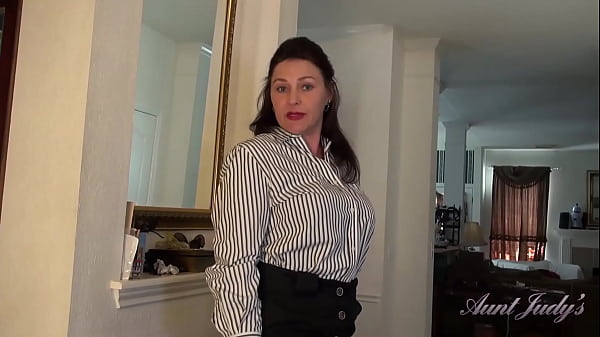 50yo Big Tit Full-Bush Texas Beauty Joana es tu secretaria personal