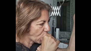 Sexo oral amateur en cuanto me despierte.
